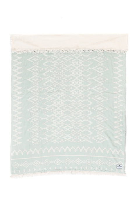 The Coastal Throw - Fleece “Tofino Towel” Blankets