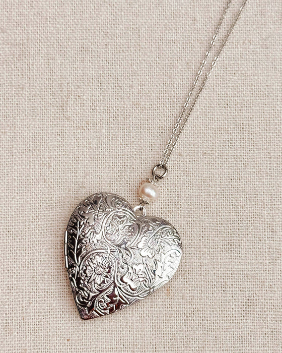 Large Silver Heart Locket Freshwater Pearl Necklace