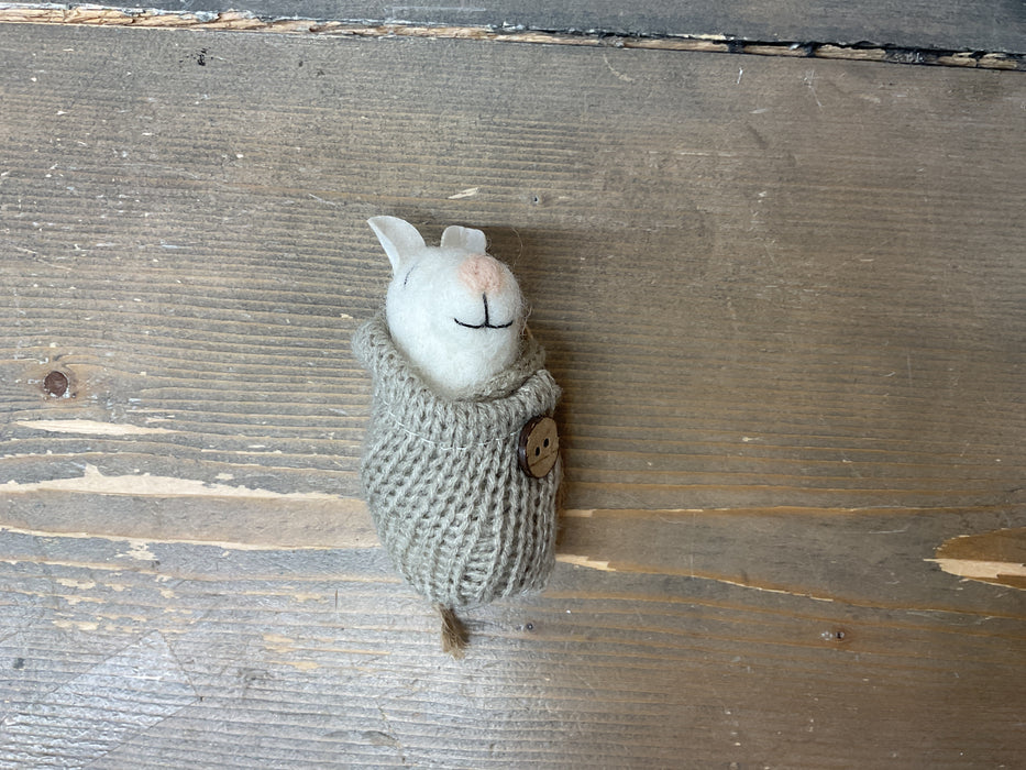4037 Wool felt Baby Mouse