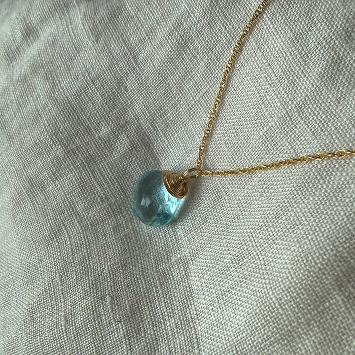 Ava Necklace | Peridot Quartz