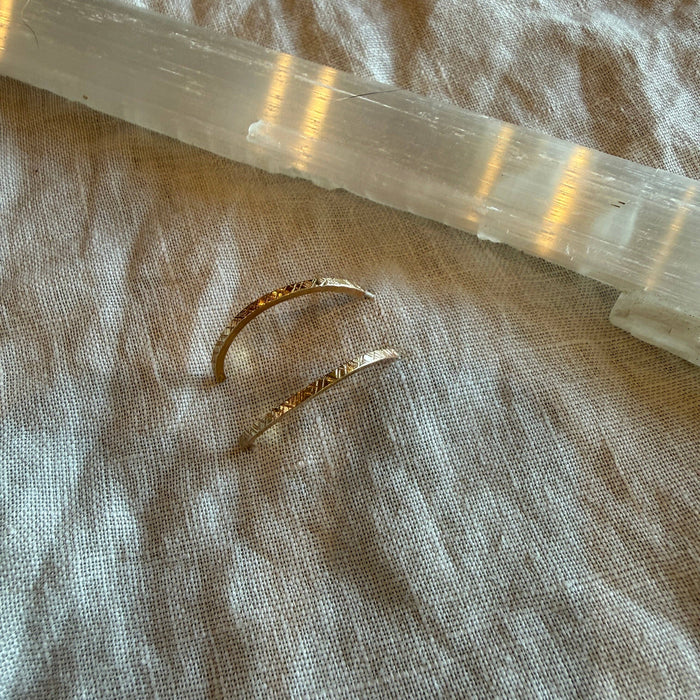 Bay Half Hoops | Gold
