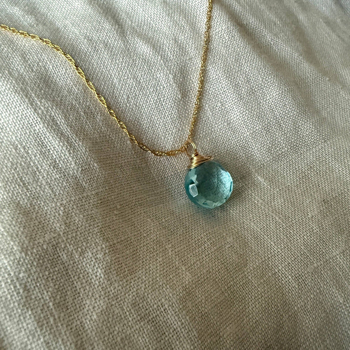 Ava Necklace | Peridot Quartz