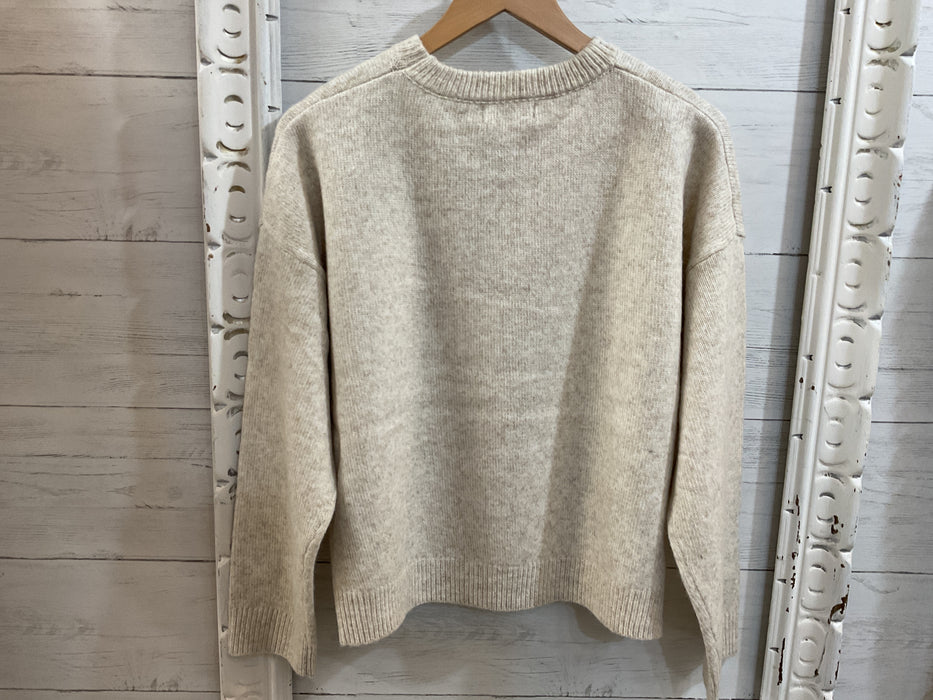 Holly Flower Pullover