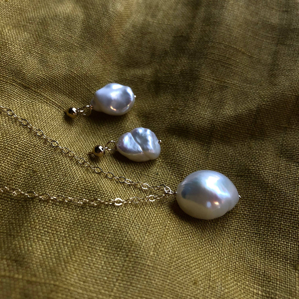 Baroque Pearl Necklace | Gold