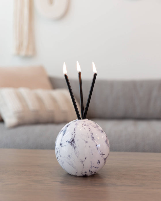 Neva Vase, White Marble