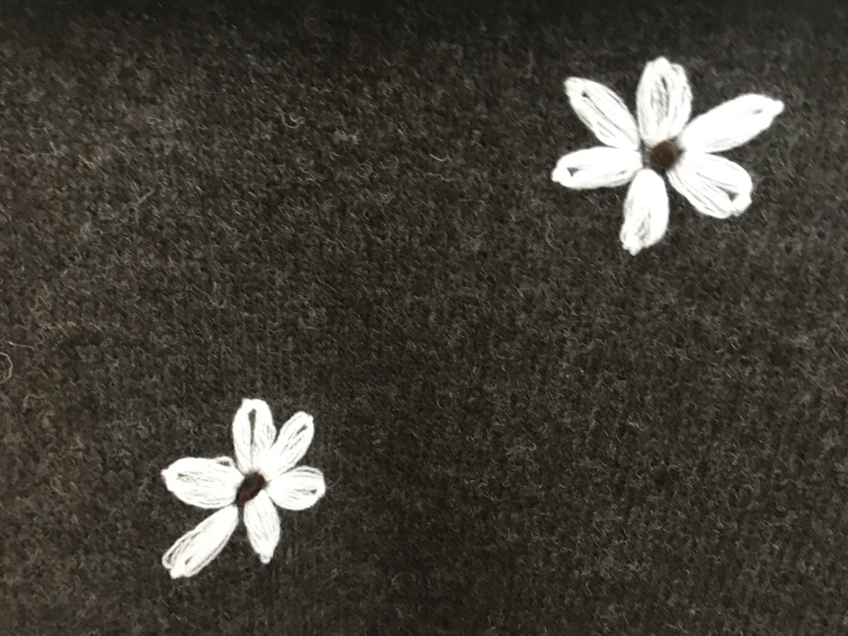 Aiden Daisy Crewneck Pullover