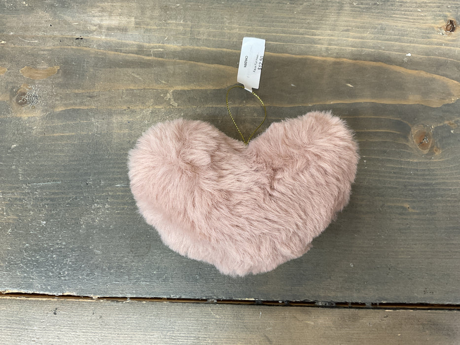 Faux Fur Heart XS8740