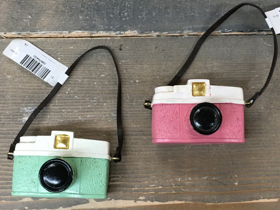 XS9534 Camera ornament