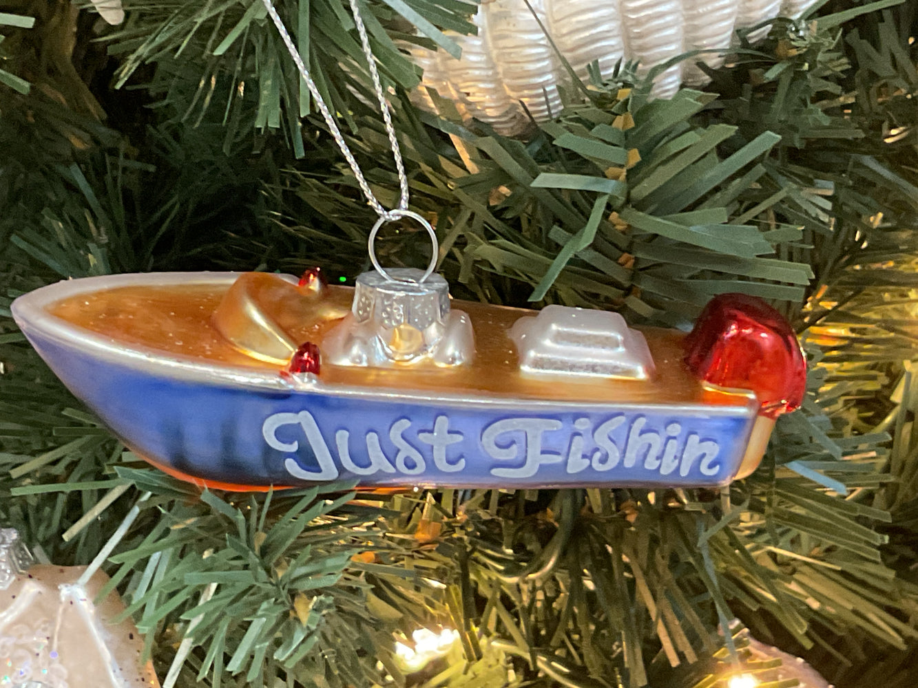 0041 Glass Fishing Boat