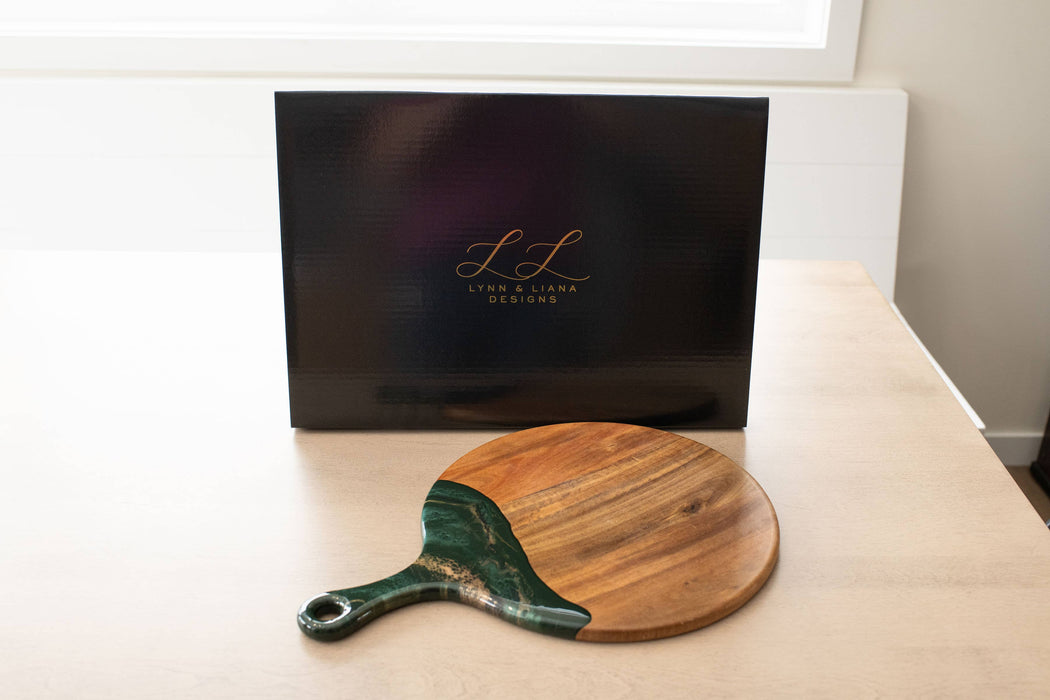 Resin cheese Charcuterie Board 12" Round w/handle No TARIFFS
