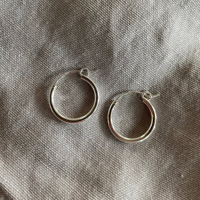 Mona Hoops | Silver