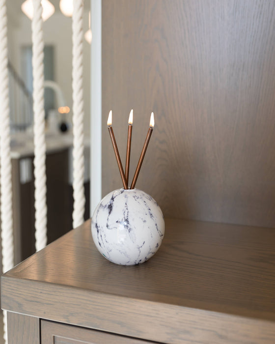 Neva Vase, White Marble