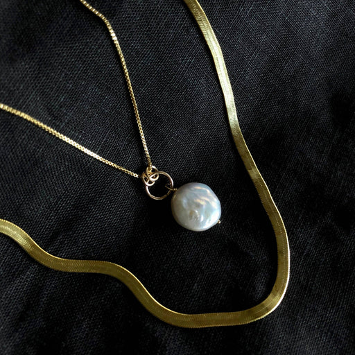 Mina Necklace | Pearl & Gold