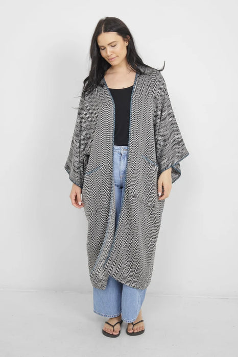 Atlin Open Cover-Up