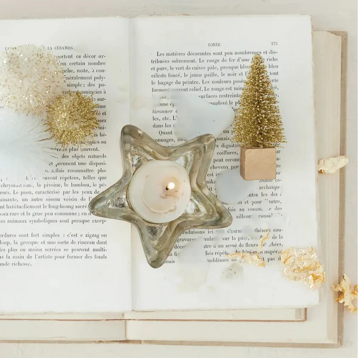 XT1028 Pressed Frosted Glass Star Shaped Tealight Holder