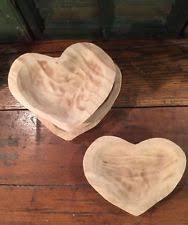 Decorative Paulownia Wood Heart Shaped bowl